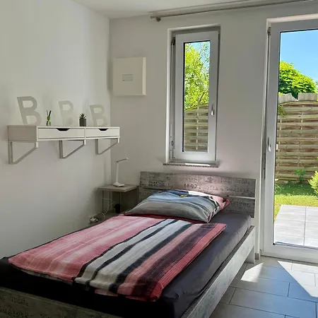 Apartment Zentrales In Mit Terrasse Fuer Bis Zu 5 Personen